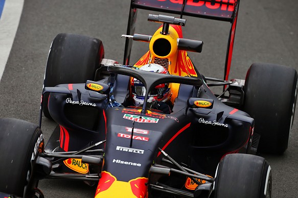 Red Bull tests cockpit halo, Silverstone F1 test 2016