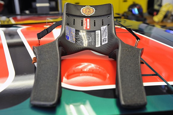 HANS device NASCAR 2010 HANS device NASCAR 2010