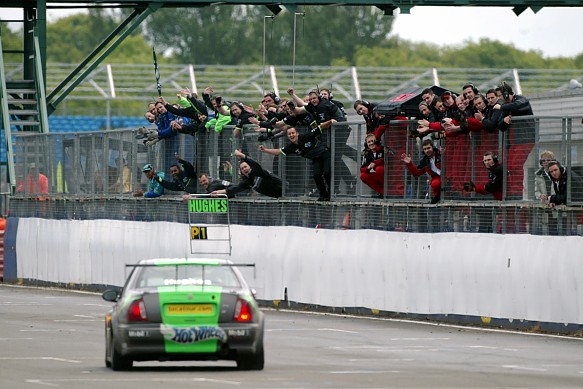 Warren Hughes MG BTCC Silverstone 2002 Warren Hughes MG BTCC Silverstone 2002