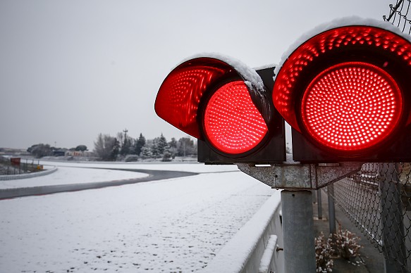 f1 testing: no point running on snow-affected