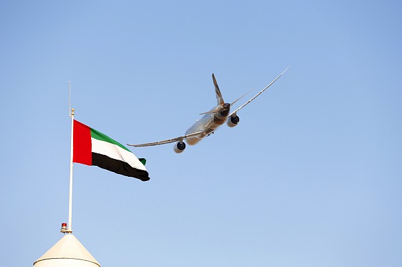Abu Dhabi F1 plane and flag Abu Dhabi F1 plane and flag