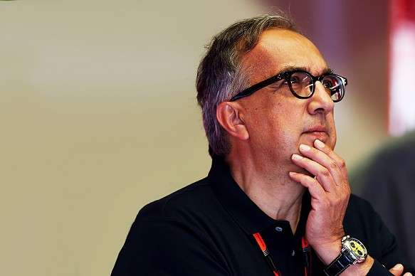 Sergio Marchionne topper Sergio Marchionne topper