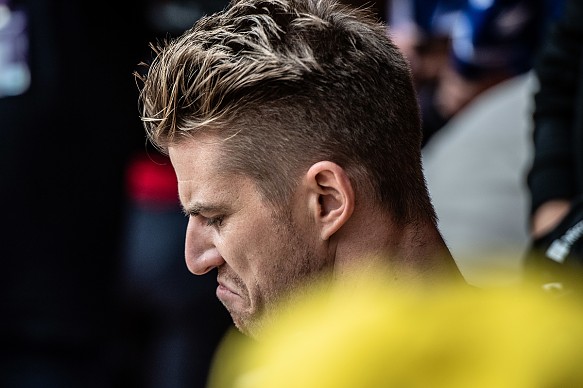 Hulkenberg: Renault deserved more after bitter Sochi F1 ...