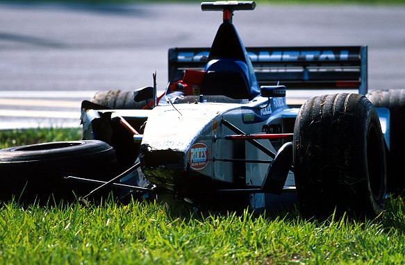Stephane Sarrazin crash Interlagos 1999 Stephane Sarrazin crash Interlagos 1999