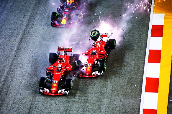 Ferrari collision Singapore GP 2017 Ferrari collision Singapore GP 2017