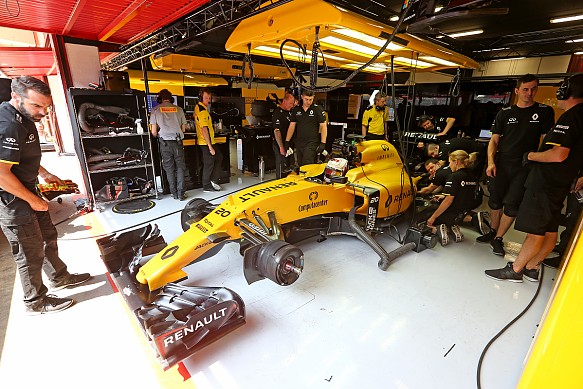 Infiniti Engineering Academy Renault F1 garage Infiniti Engineering Academy Renault F1 garage