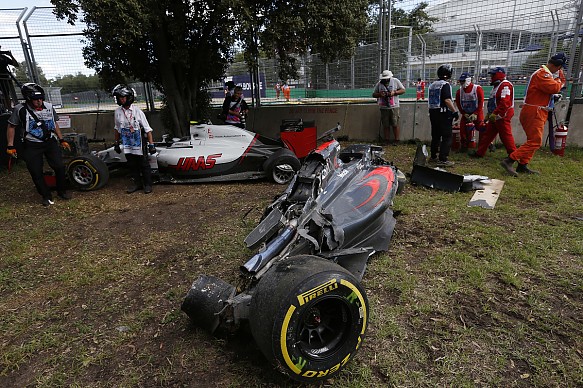 Fernando Alonso Esteban Gutierrez 2016 Australian Grand Prix Fernando Alonso Esteban Gutierrez 2016 Australian Grand Prix