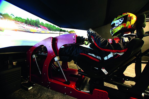Tom Ingram Speedworks simulator Tom Ingram Speedworks simulator