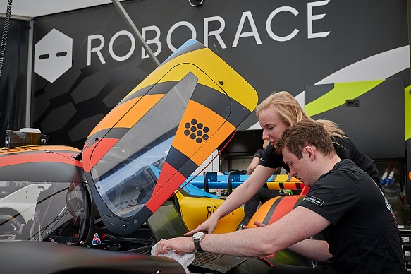 Roborace mechanics season alpha Roborace mechanics season alpha