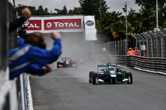 Billy Monger wins Pau GP 2019 Billy Monger wins Pau GP 2019